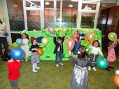 праздничное выступление в детском обучающем центре TEREMOK-UNION